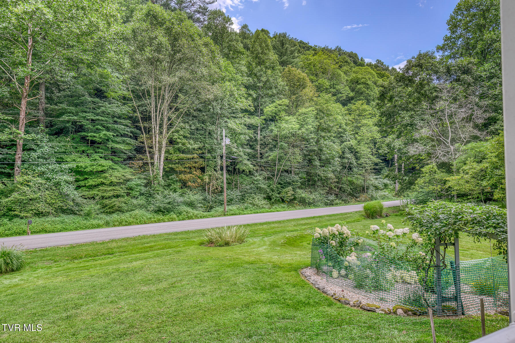 7519 Wolf Run Road, Bristol, Virginia image 14