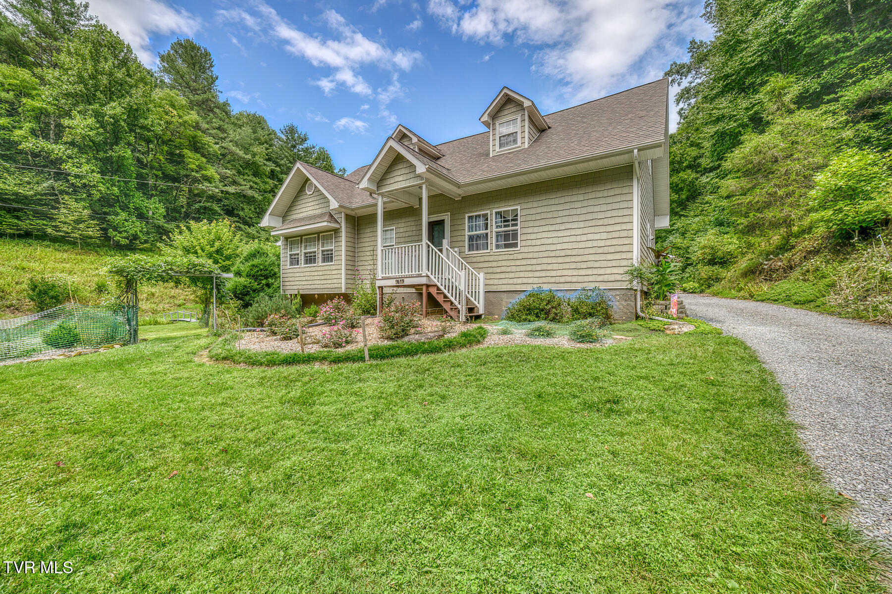7519 Wolf Run Road, Bristol, Virginia image 11