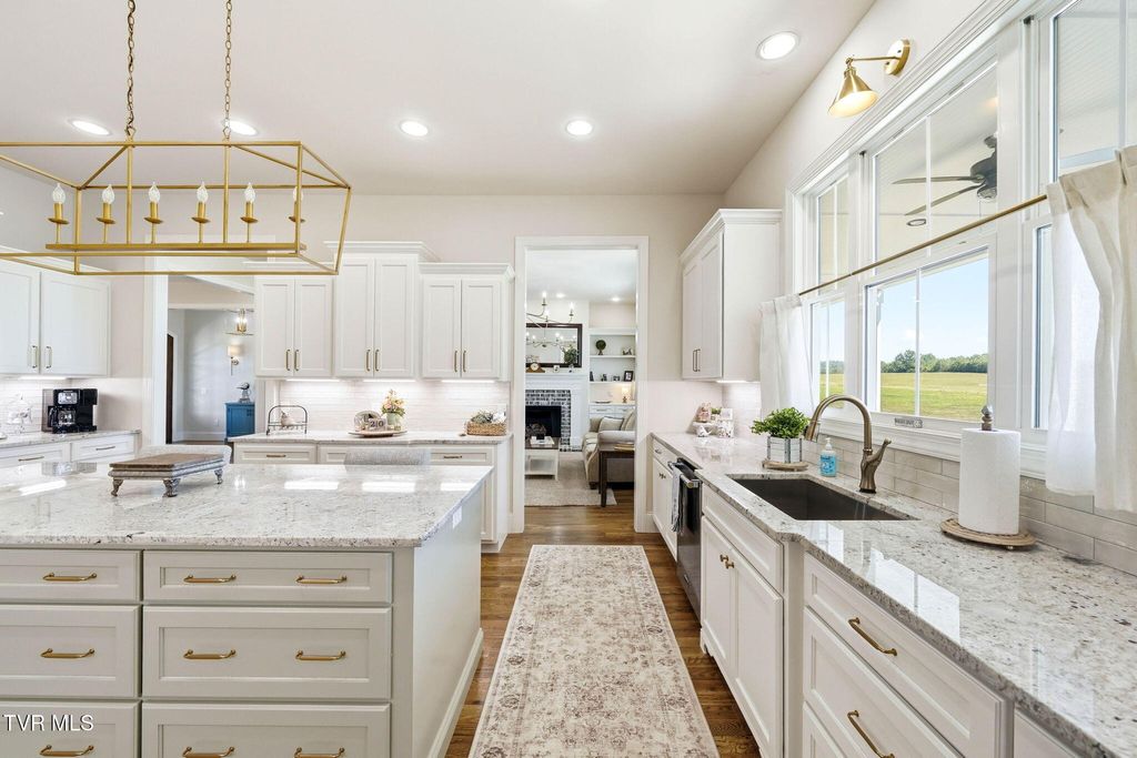 Photo of 7242 Wolfe Ridge Court, Piney Flats, TN 37686 (MLS # 9995824)