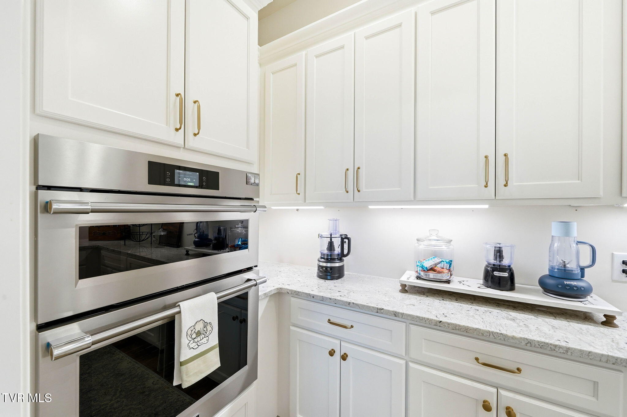 7242 Wolfe Ridge Court