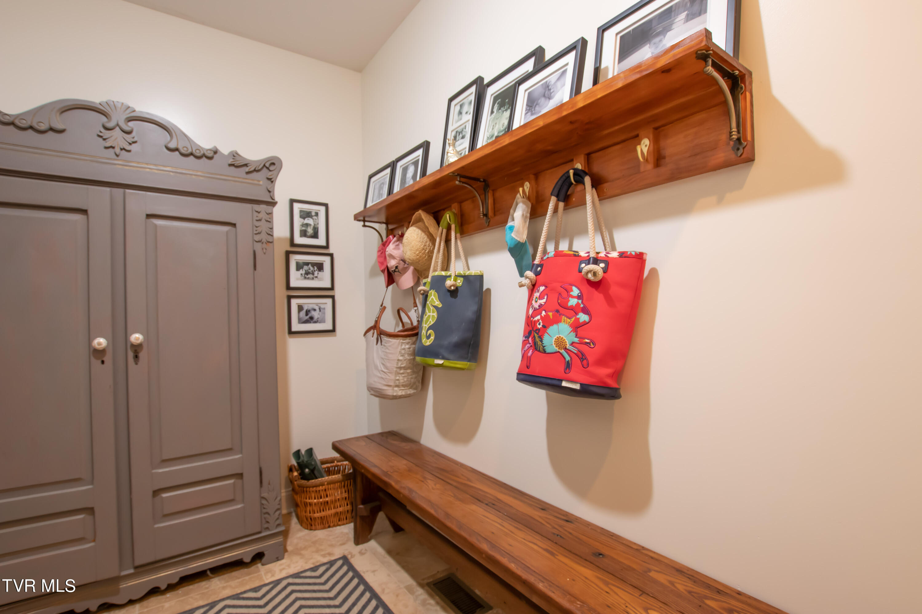 863 Glenview Drive, Abingdon, Virginia image 28