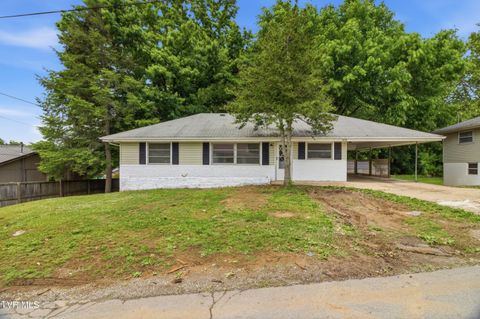 Photo of 2858 Ashley Street, Kingsport, TN 37664 (MLS # 9995812)