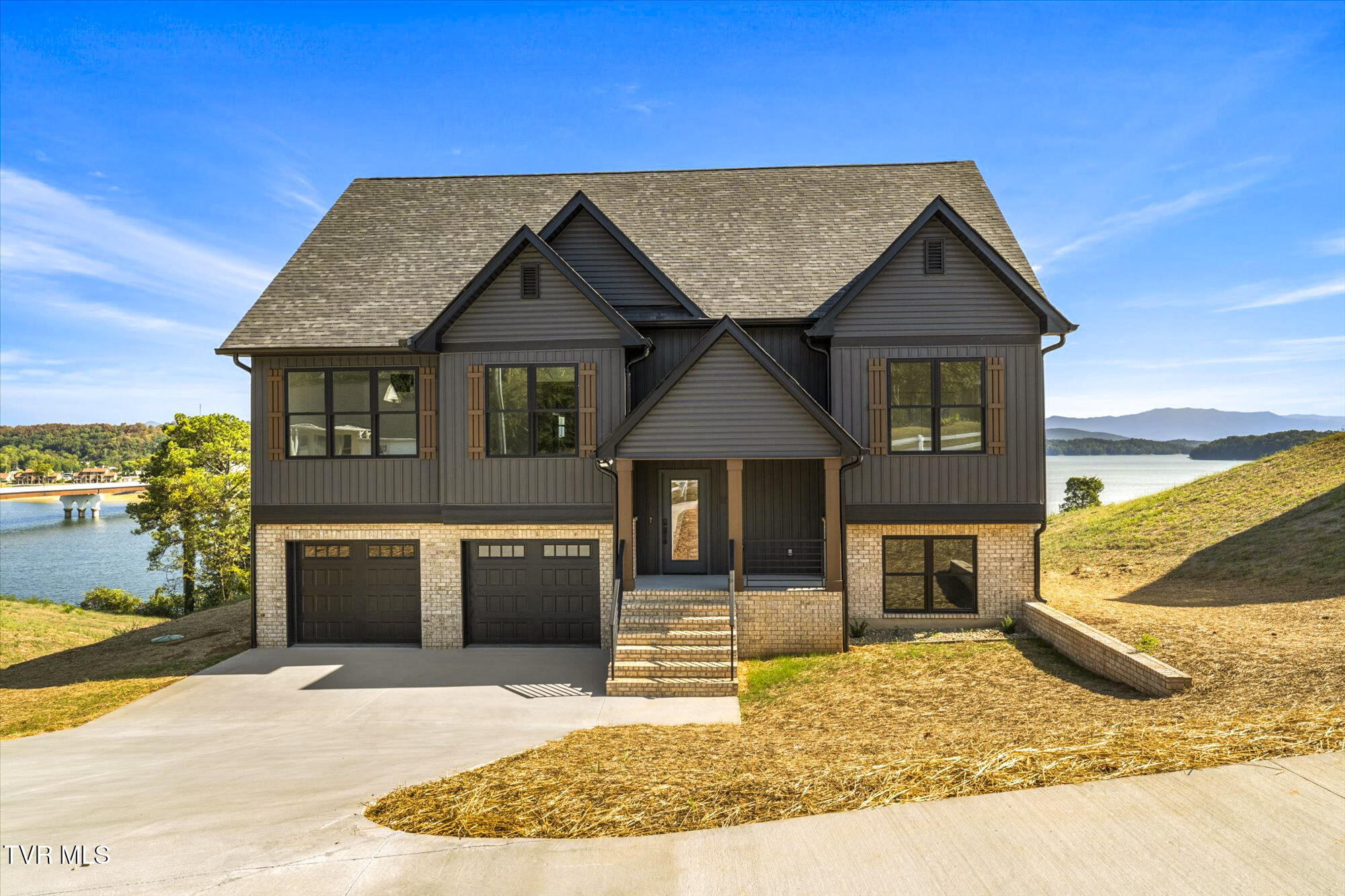 411 Hampton Way, Dandridge, Tennessee image 1