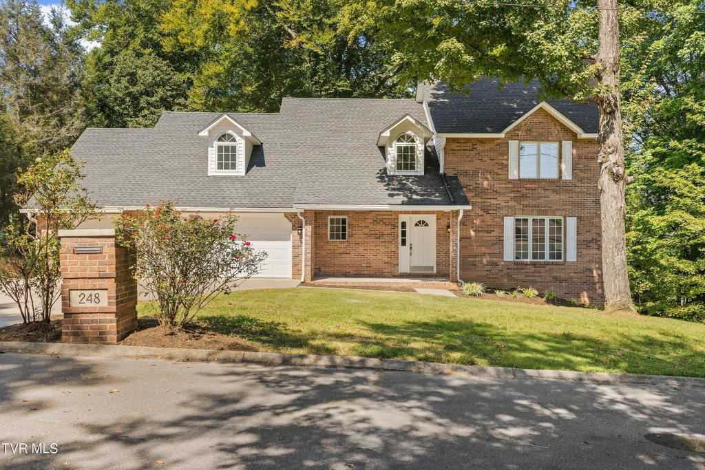 Photo of 248 Timberland Circle, Kingsport, TN 37664 (MLS # 10001776)