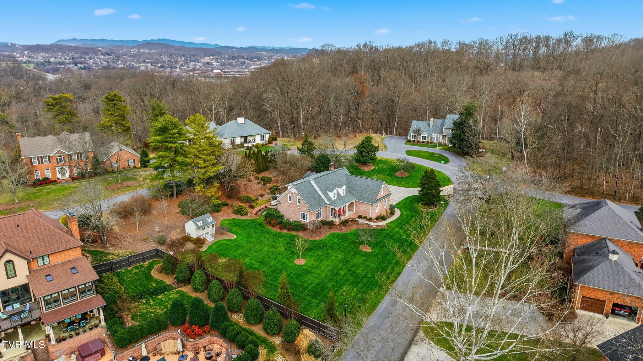 1000 Huntington Court