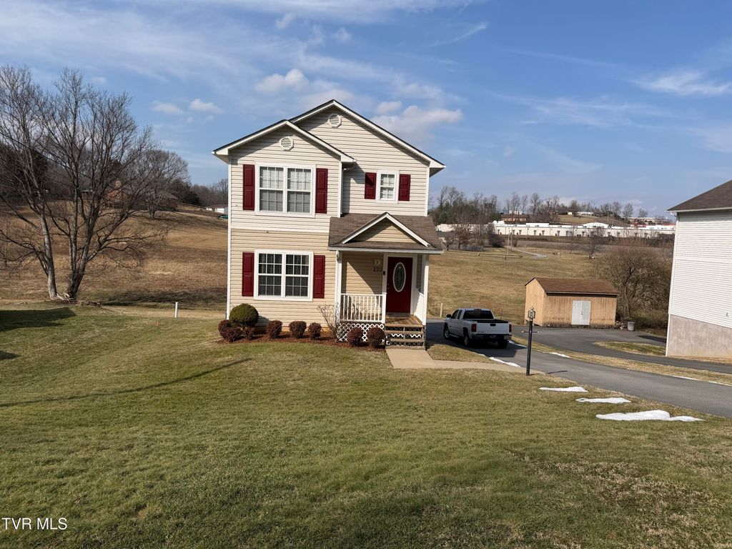 Photo of 127 Cloverdale Lane, Johnson City, TN 37604 (MLS # 9991155)