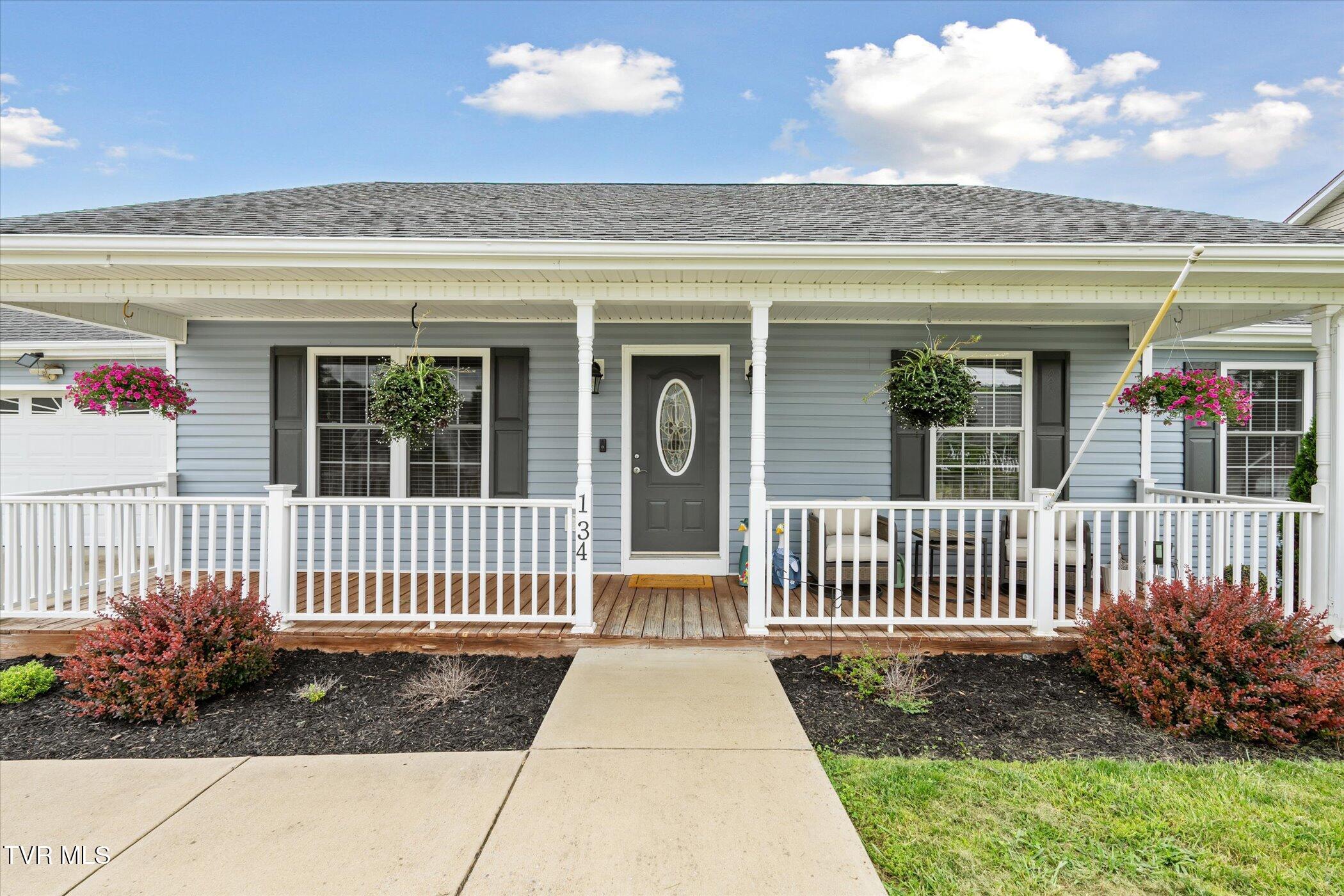 134 Yarrow Drive, Bluff City, Tennessee image 4