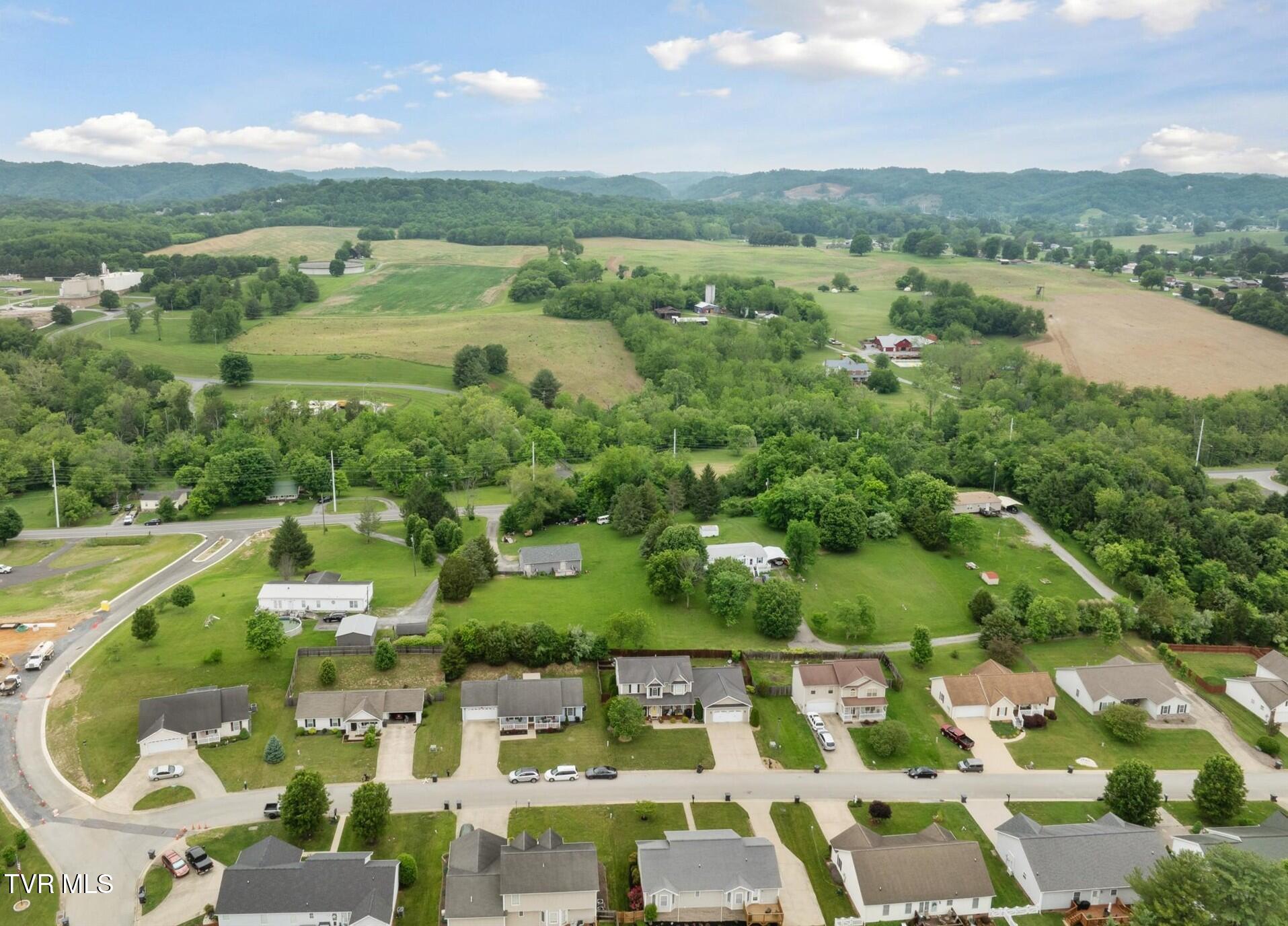 134 Yarrow Drive, Bluff City, Tennessee image 35