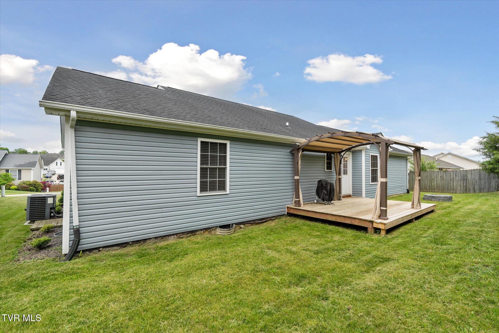 134 Yarrow Drive, Bluff City, Tennessee image 31