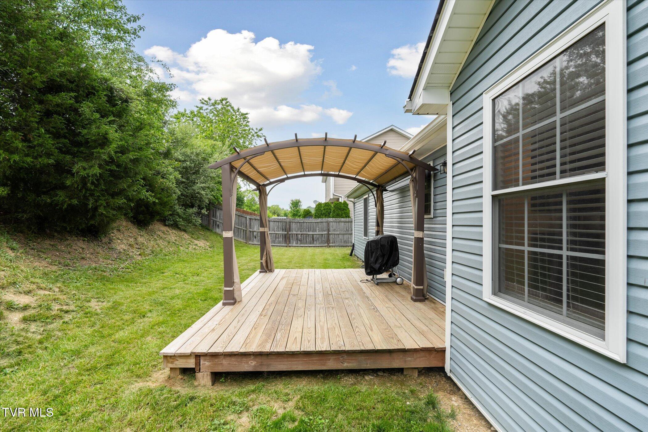 134 Yarrow Drive, Bluff City, Tennessee image 30