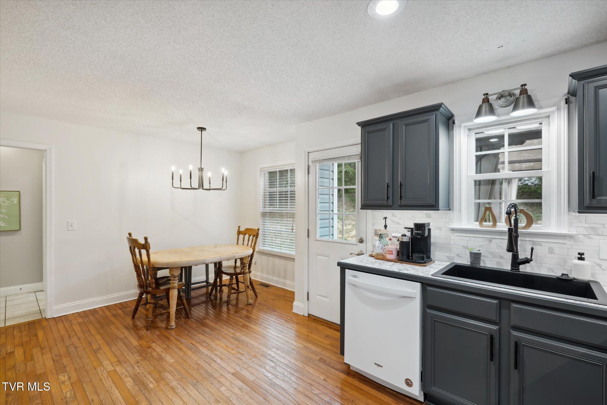 134 Yarrow Drive, Bluff City, Tennessee image 11