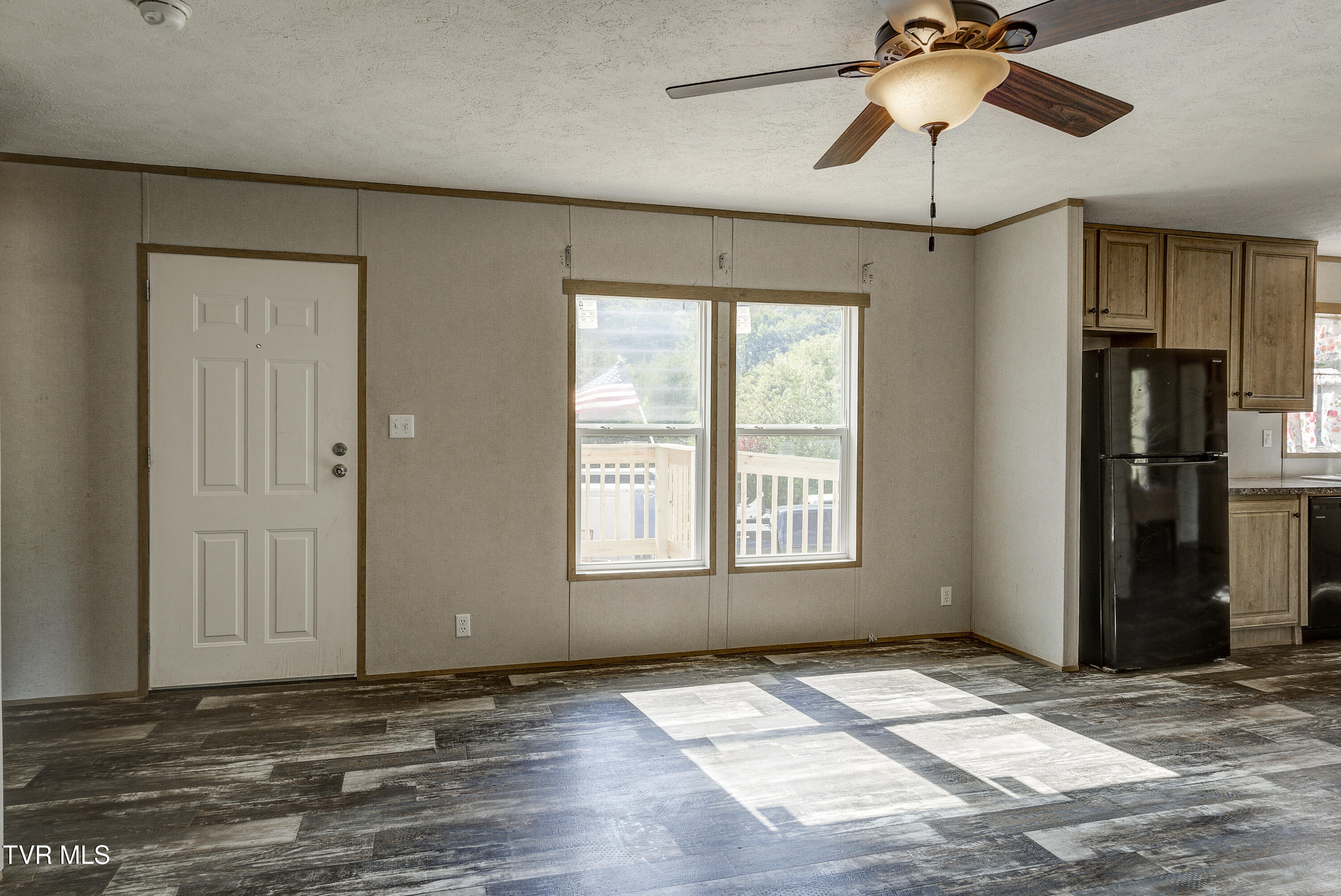 1295 Highway 19e