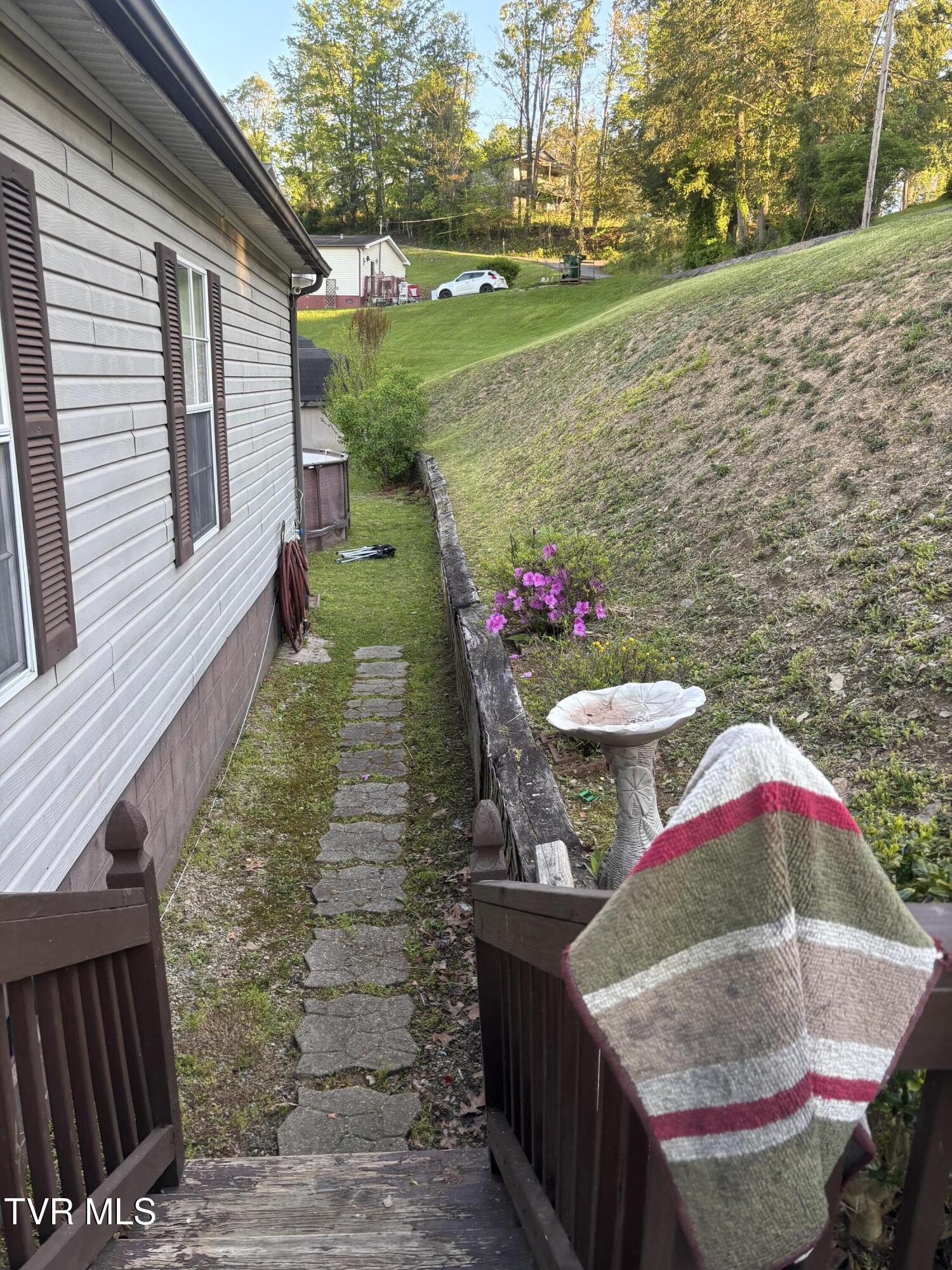 608 Dutch Avenue, Coeburn, Virginia image 14