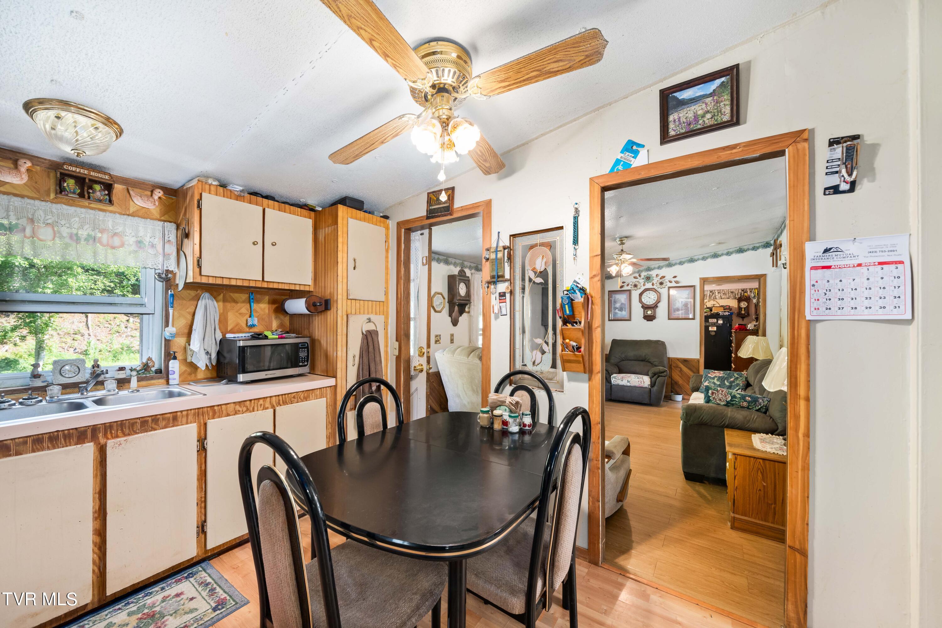 380 Odom Branch Road, Erwin, Tennessee image 8
