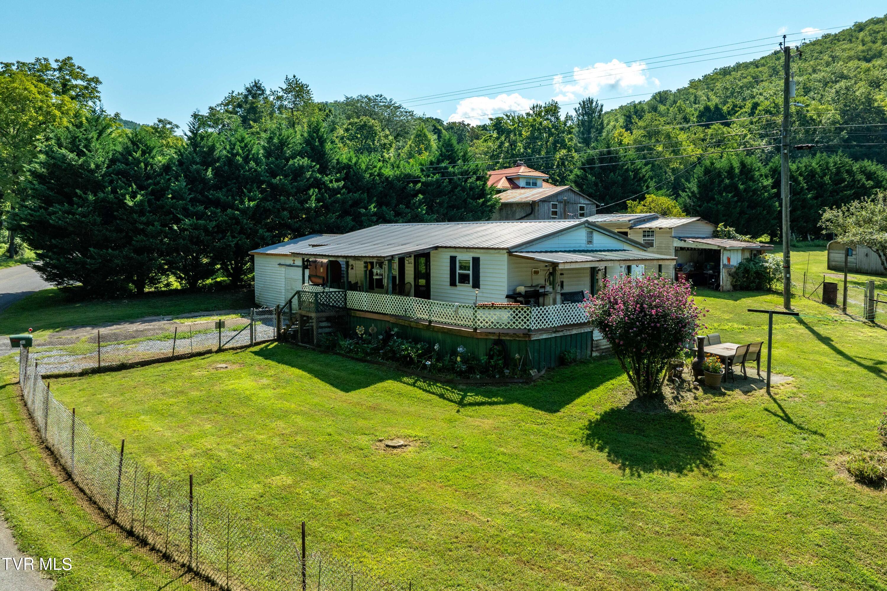 380 Odom Branch Road, Erwin, Tennessee image 2