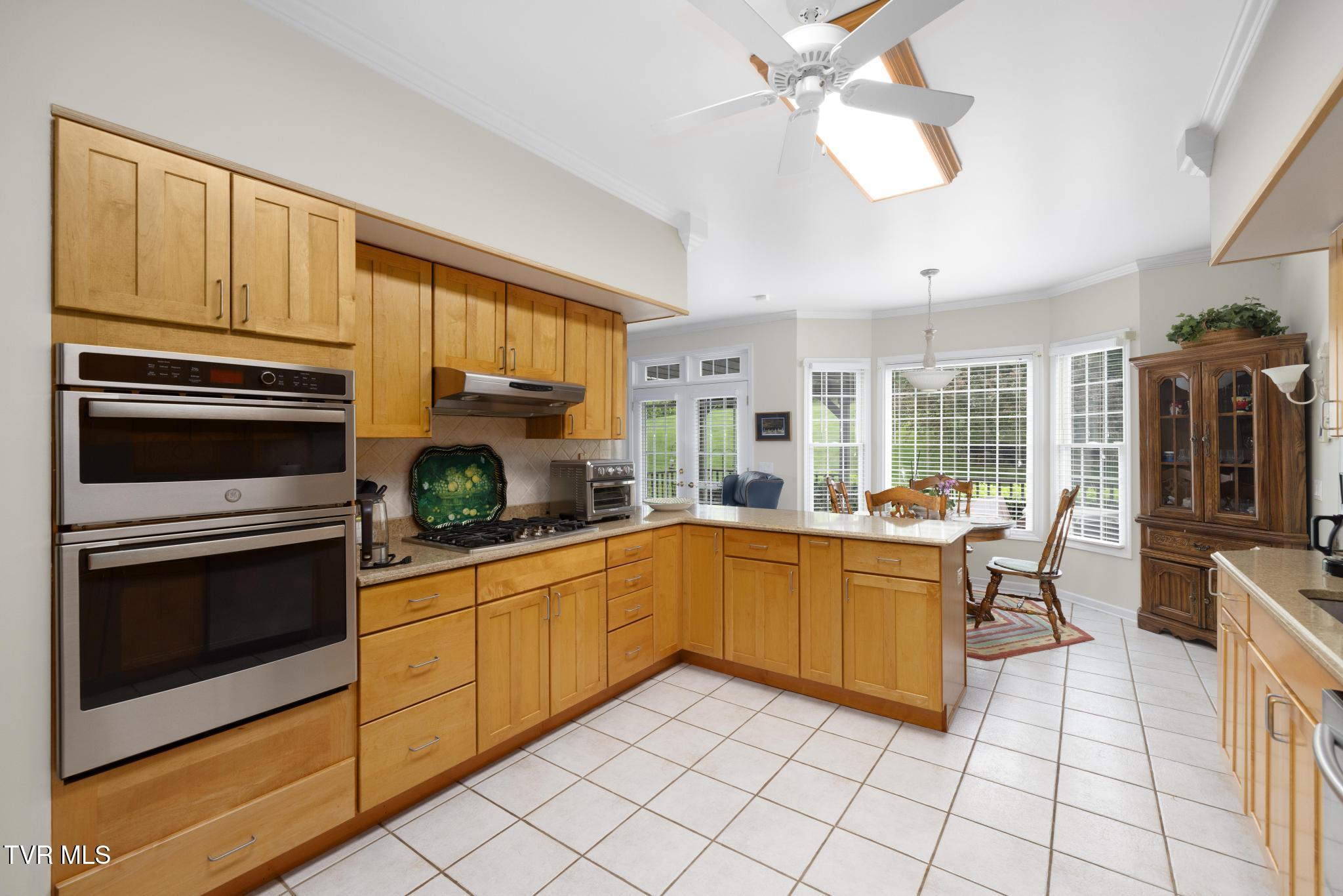 408 Mizpah Hills Drive, Johnson City, Tennessee image 22