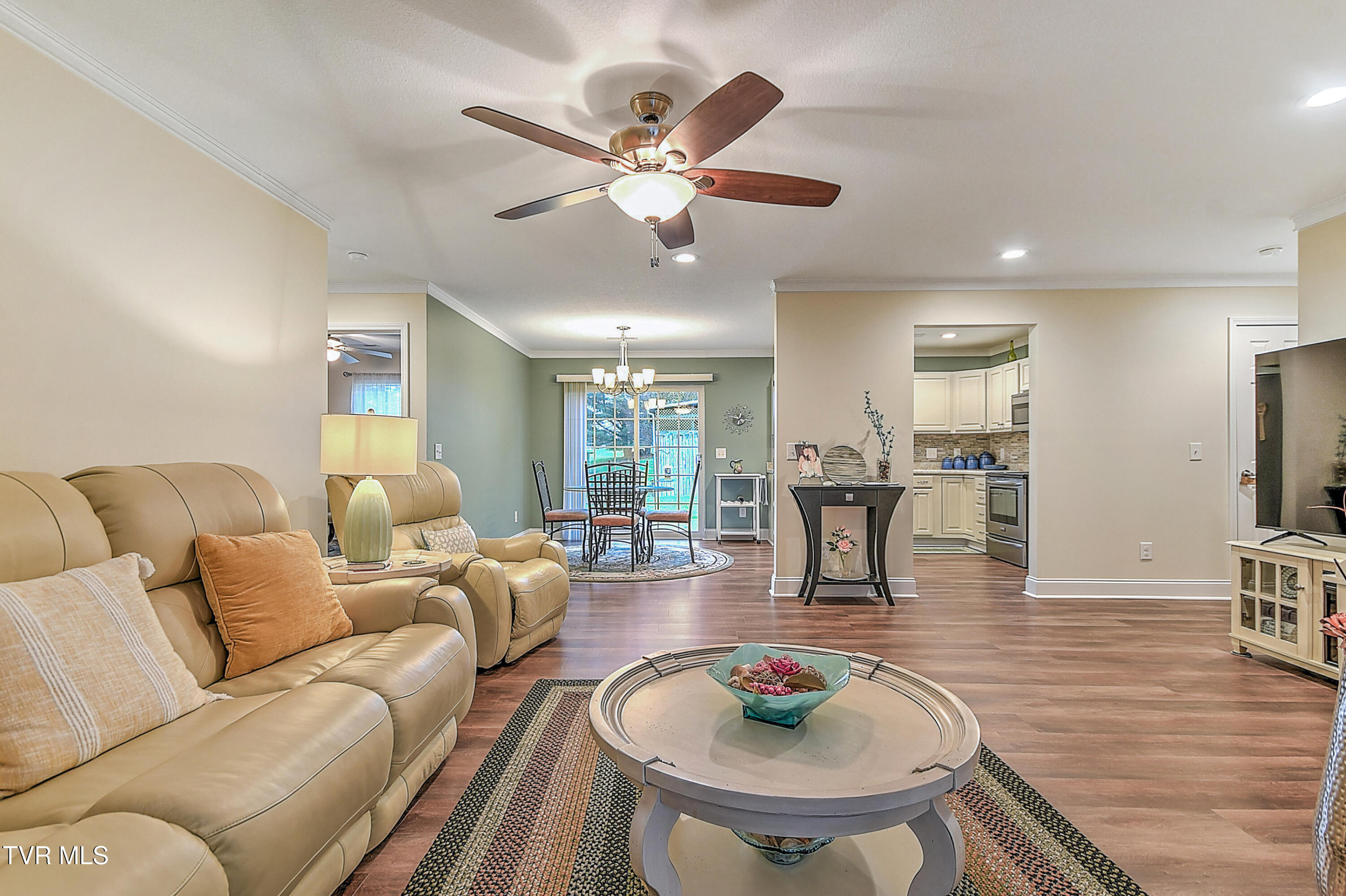 208 Memory Lane, Bristol, Tennessee image 3