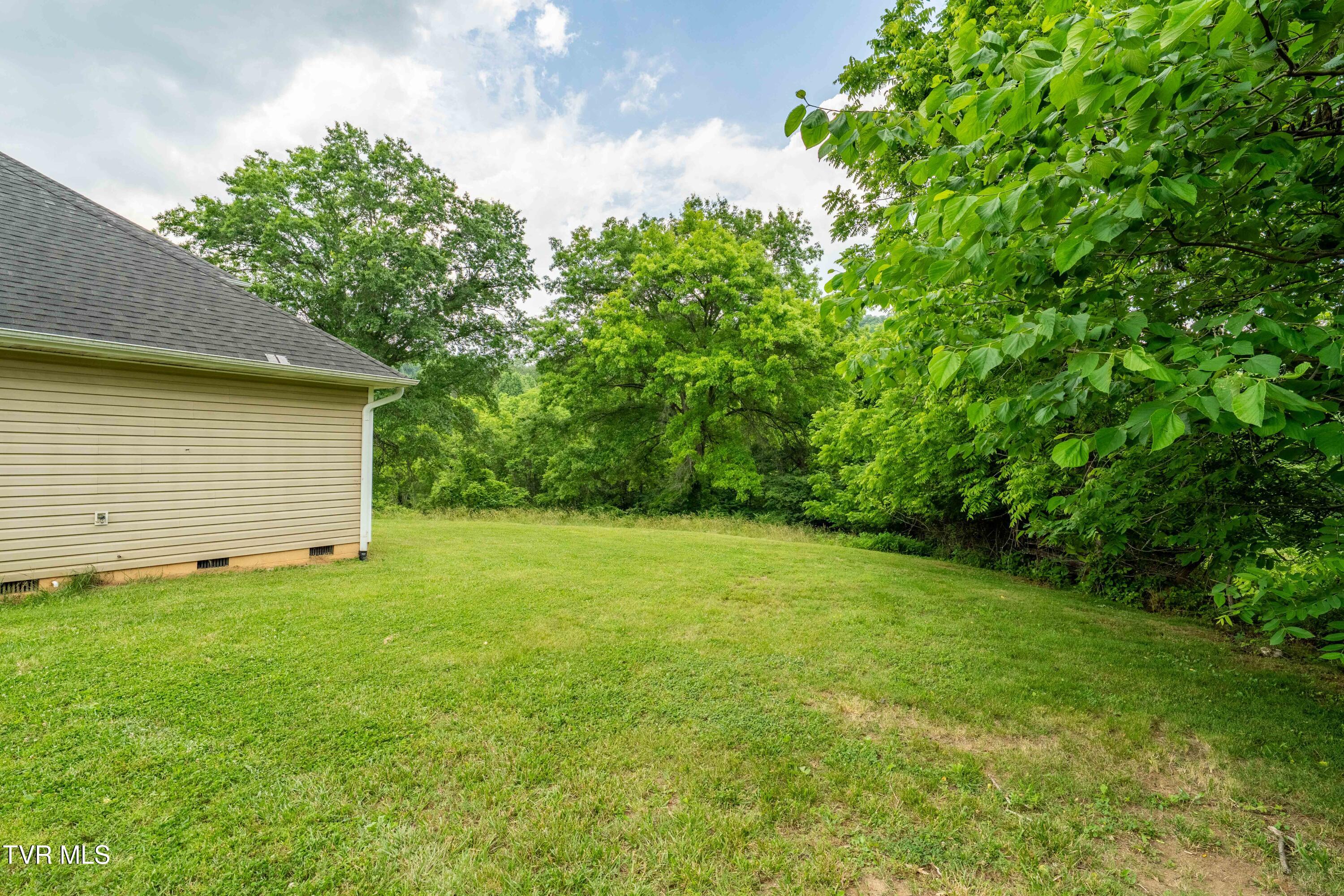 2898 Watauga Road, Johnson City, Tennessee image 20