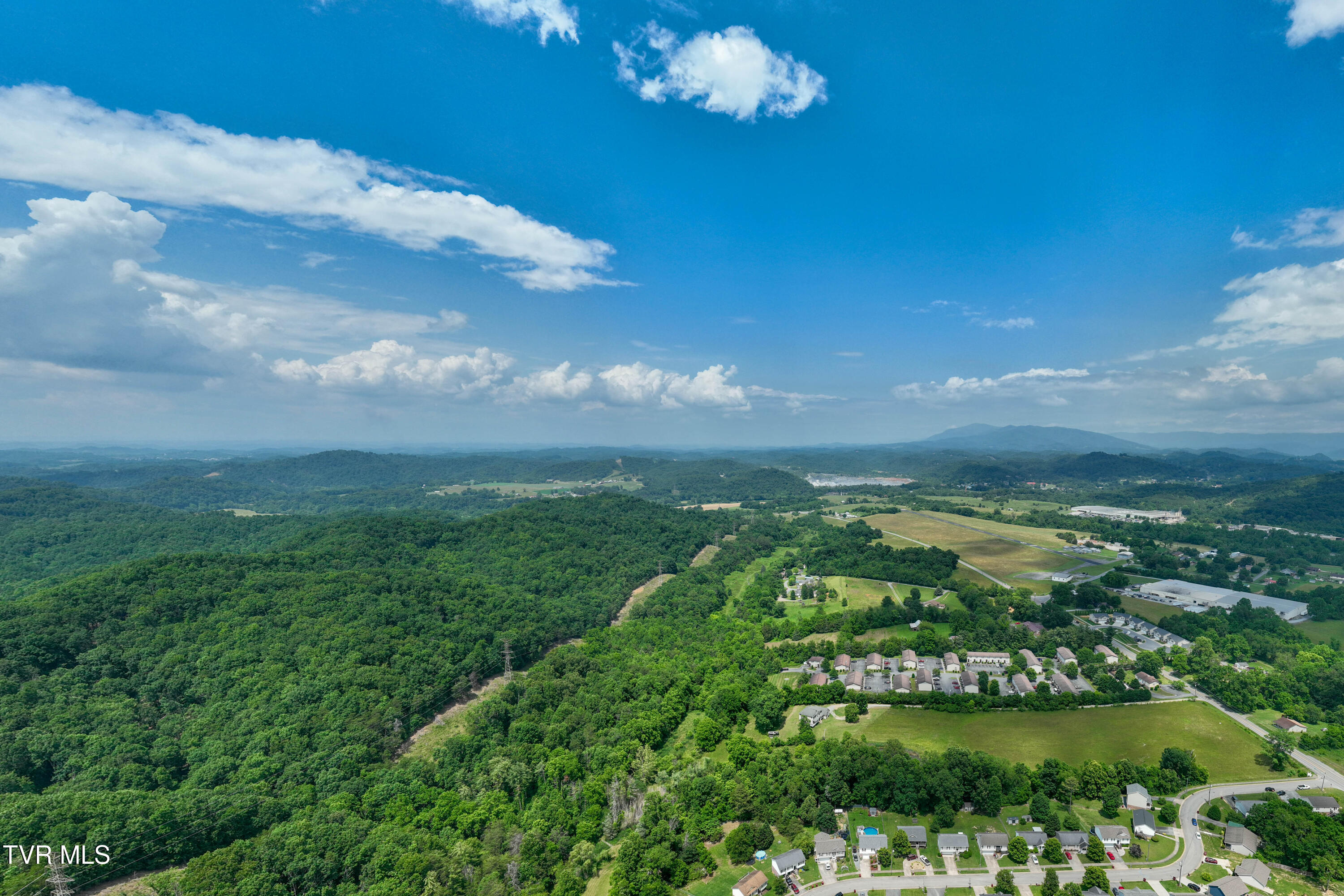 2898 Watauga Road, Johnson City, Tennessee image 9
