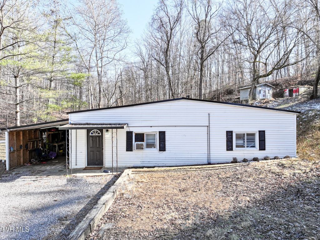 Photo of 329 Hillcrest Street, Rogersville, TN 37857 (MLS # 9991211)