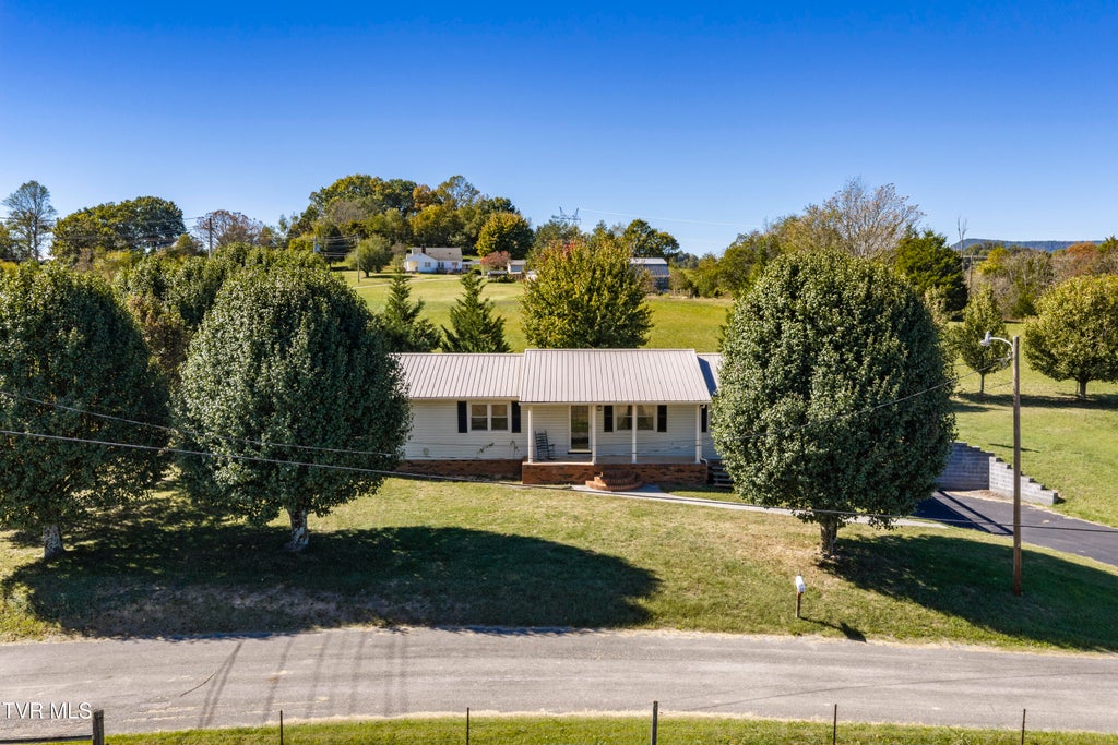 Photo of 15 Clear Creek Road, Chuckey, TN 37641 (MLS # 10002559)