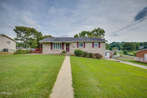 Homes For Sale - 2913 Russum Avenue<br/> Johnson City, TN 37604