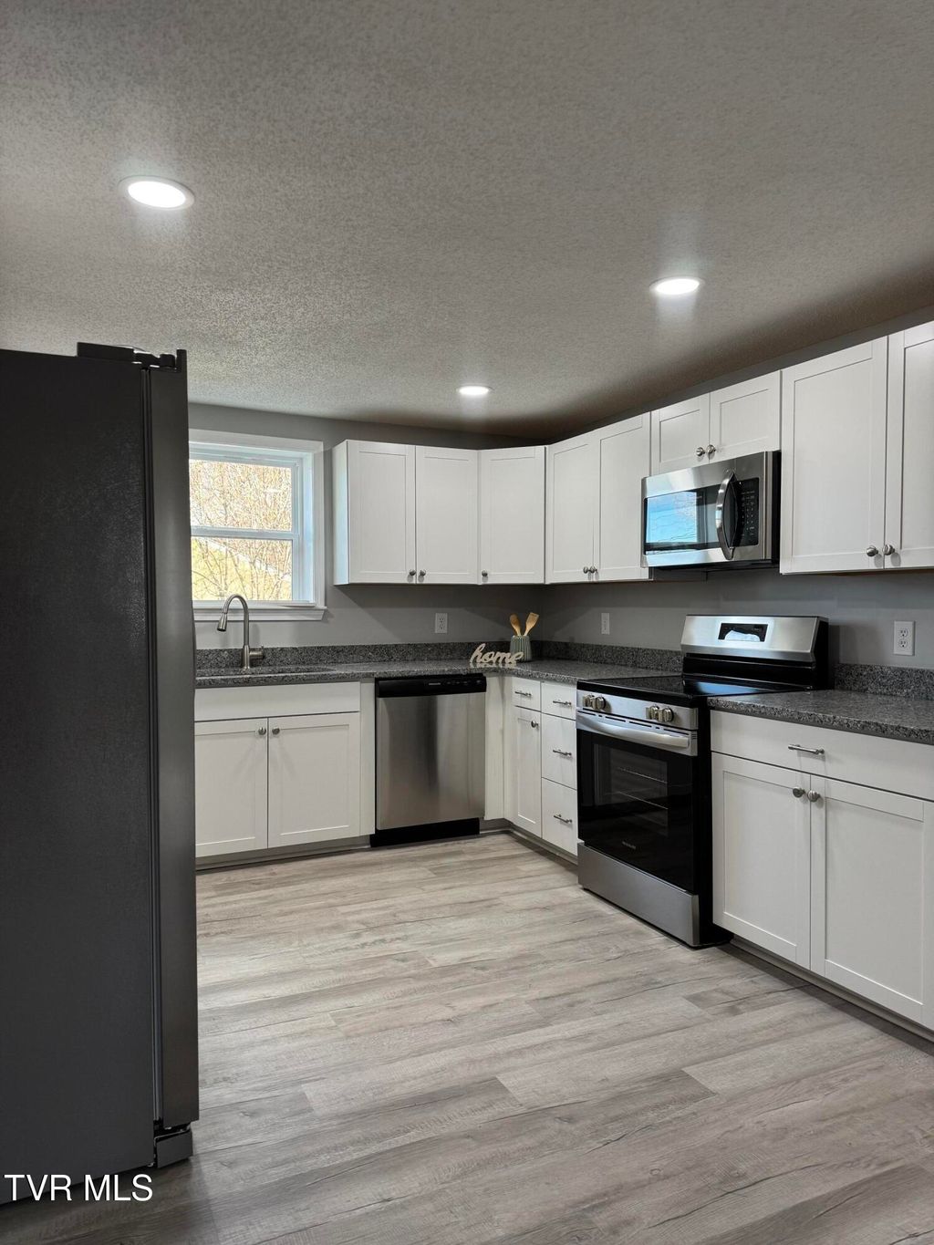 Photo of 2140 Randolph Street, Bristol, VA 24201 (MLS # 9989159)