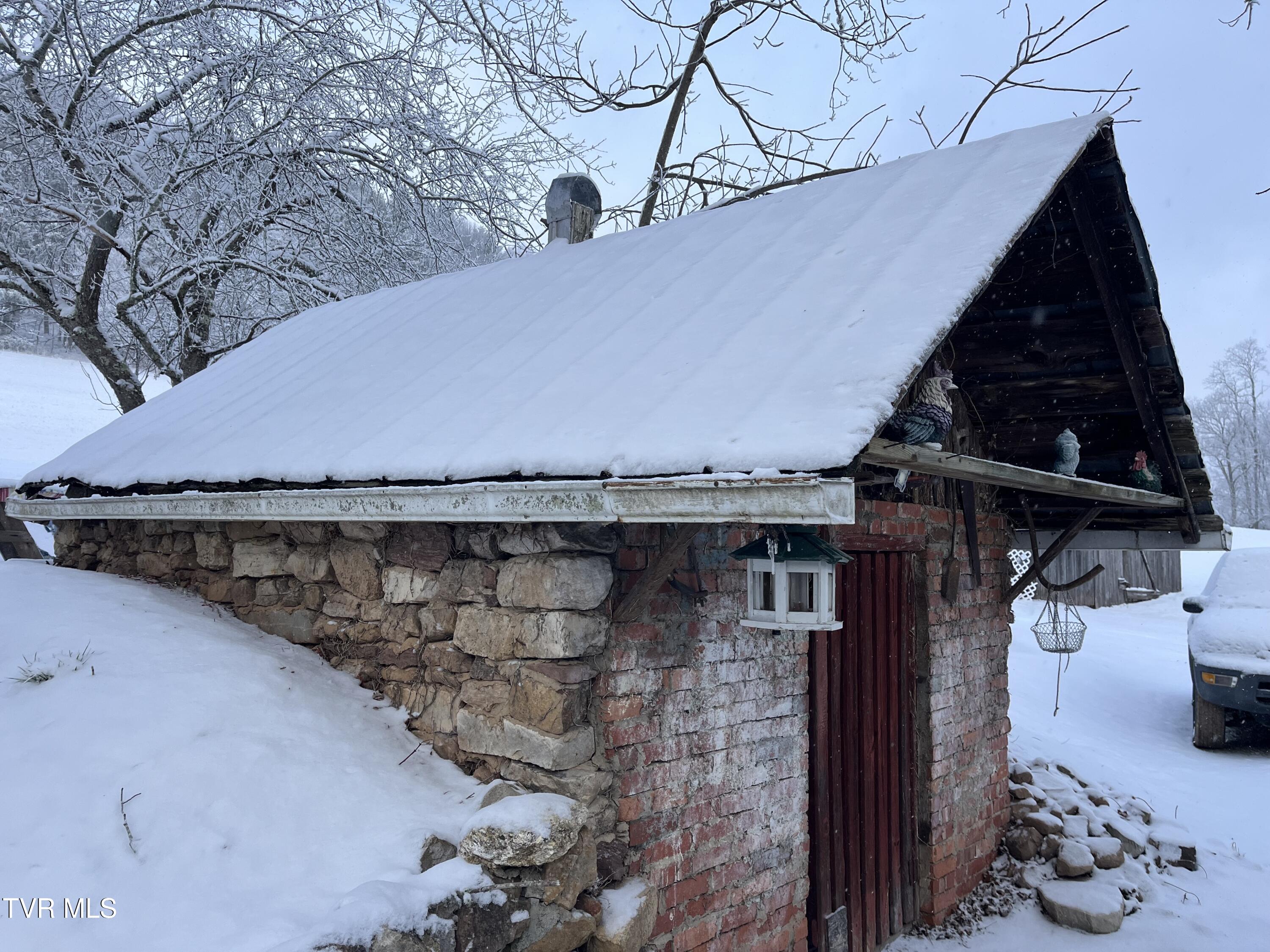 2223 Sugar Creek Road, Laurel Bloomery, Tennessee image 11