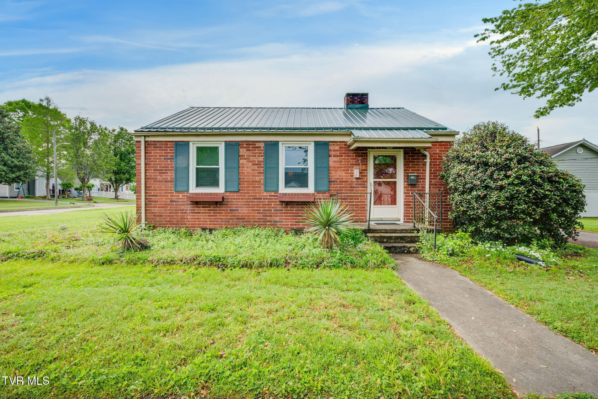 1121 Midland Drive, Kingsport, Tennessee image 1