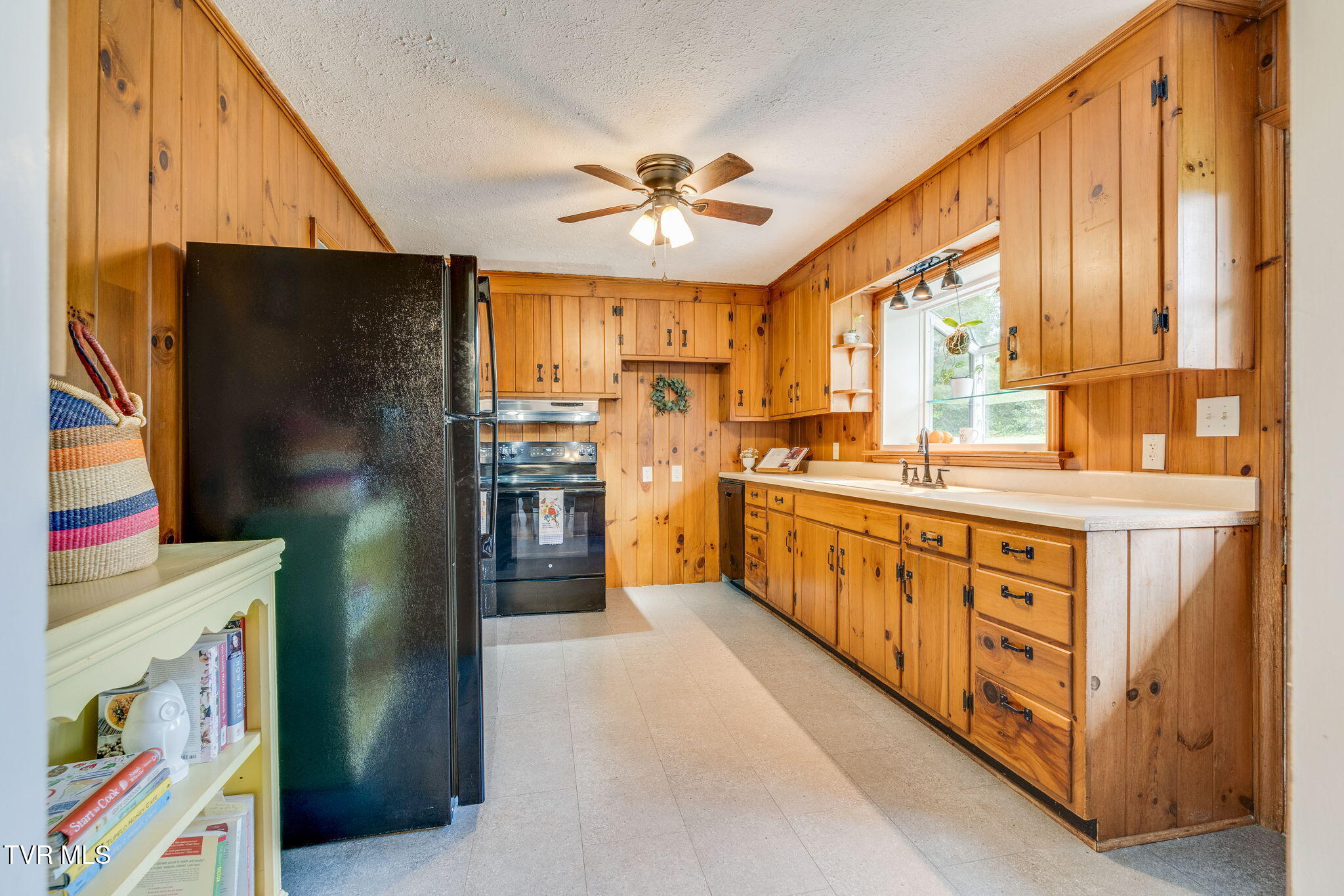 625 Vance Drive, Bristol, Tennessee image 11