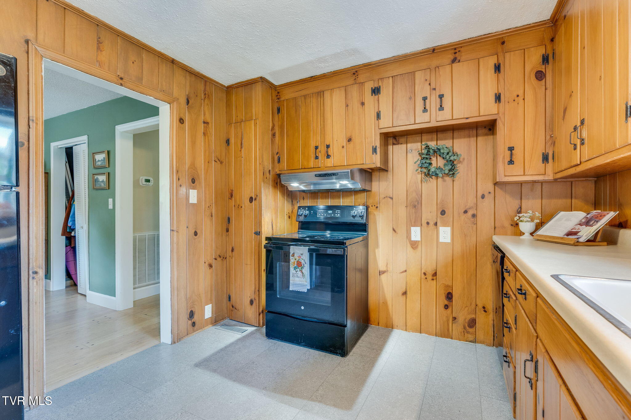 625 Vance Drive, Bristol, Tennessee image 13