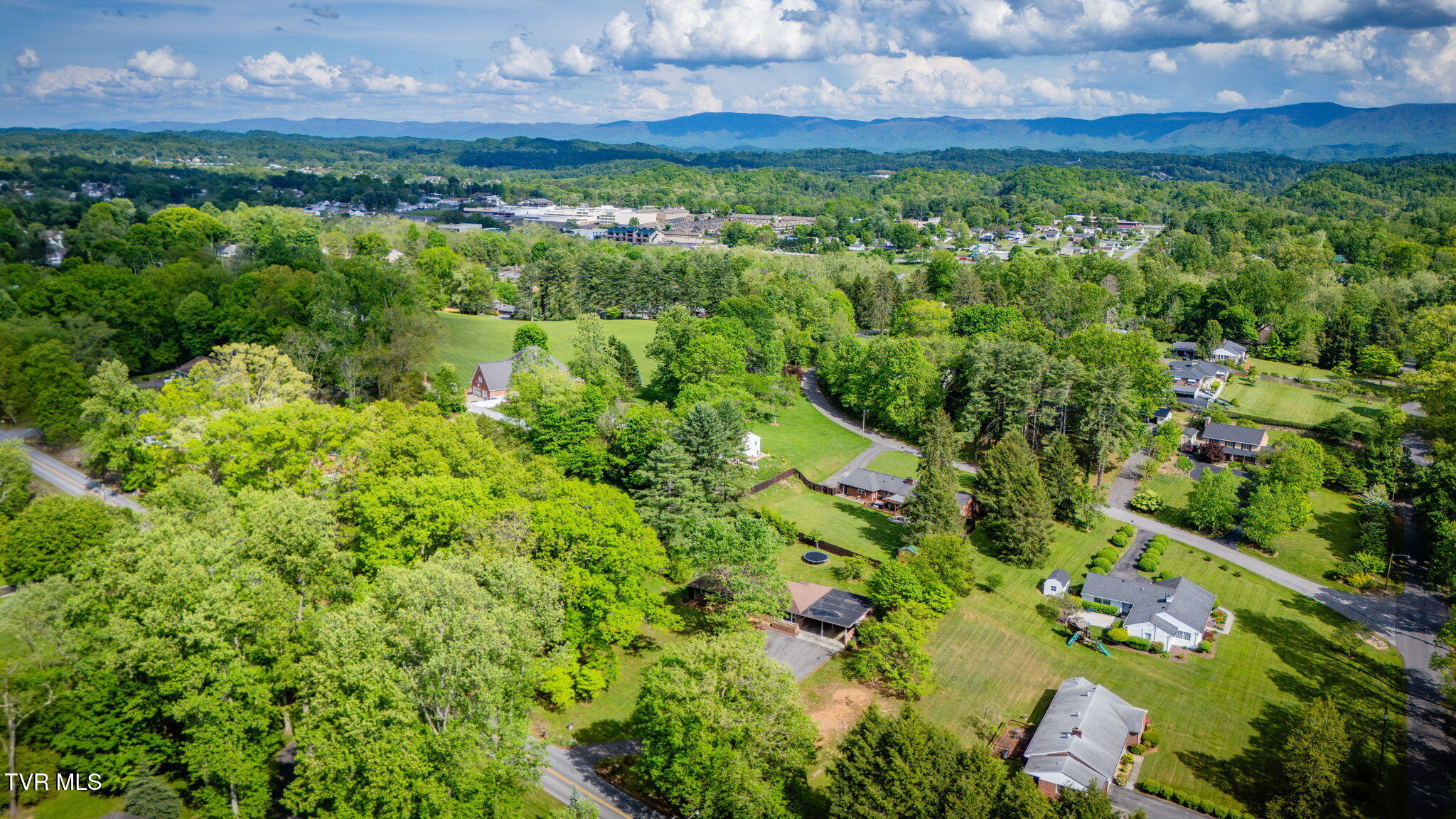 625 Vance Drive, Bristol, Tennessee image 35