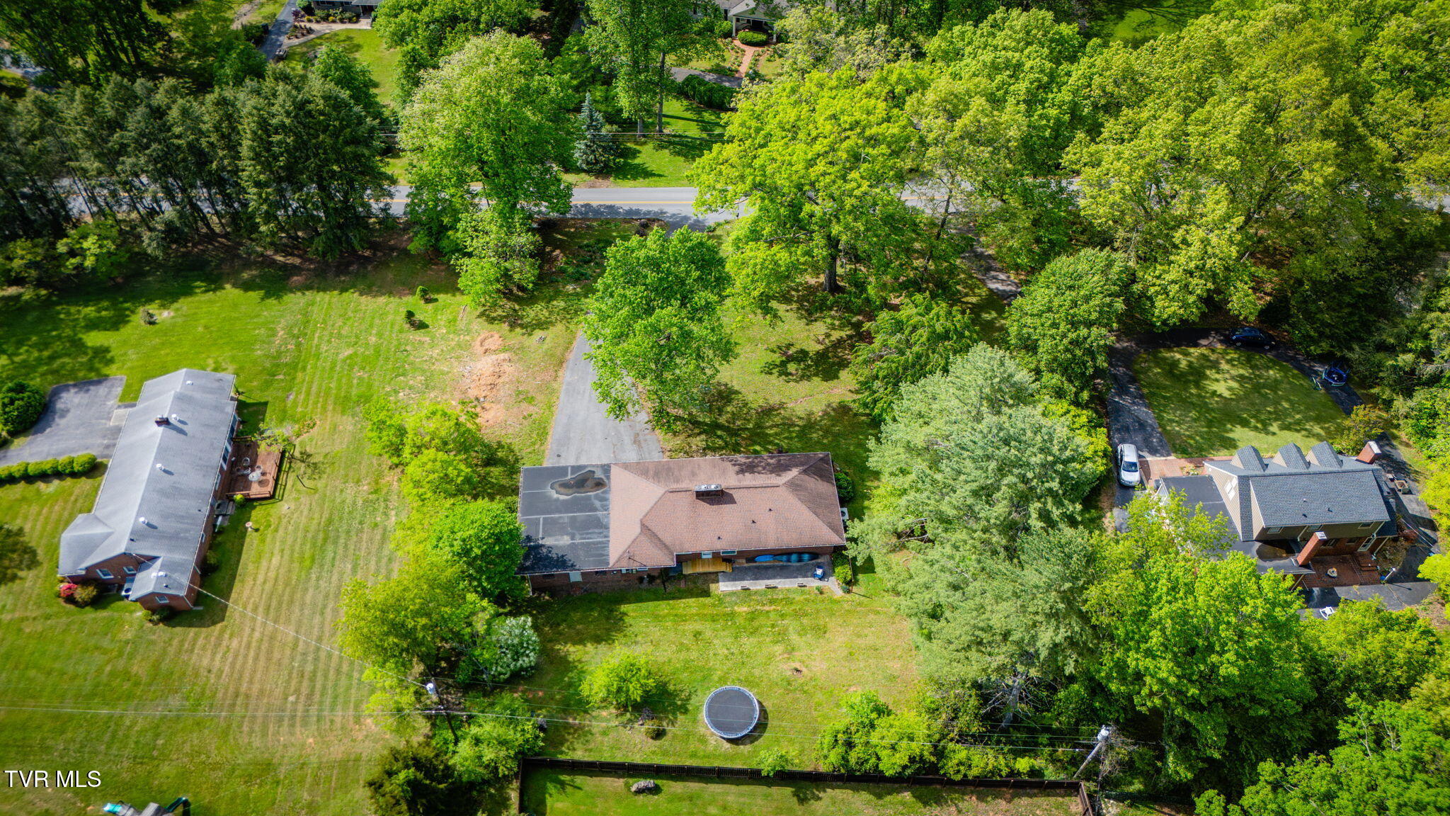 625 Vance Drive, Bristol, Tennessee image 36