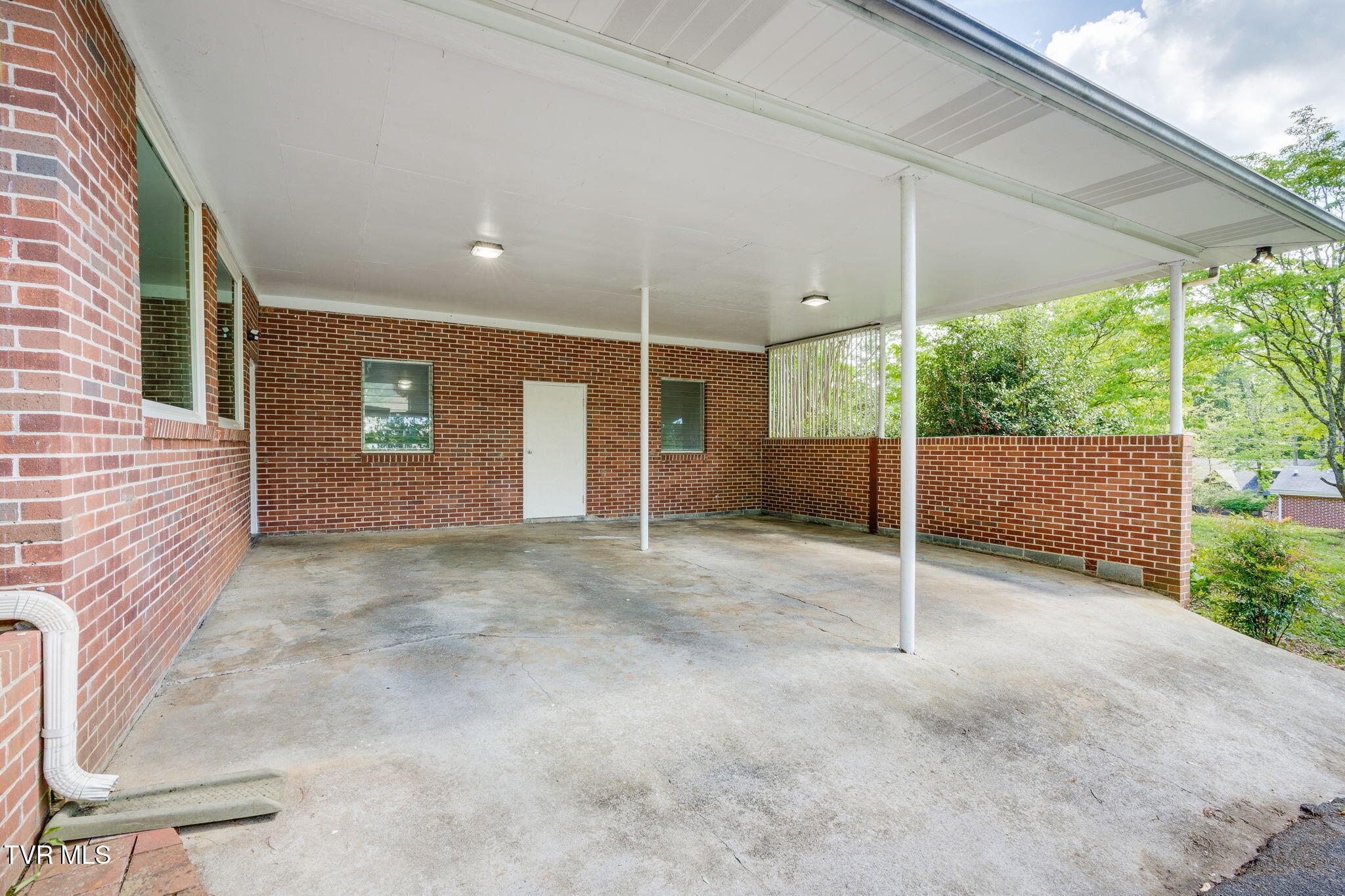 625 Vance Drive, Bristol, Tennessee image 29