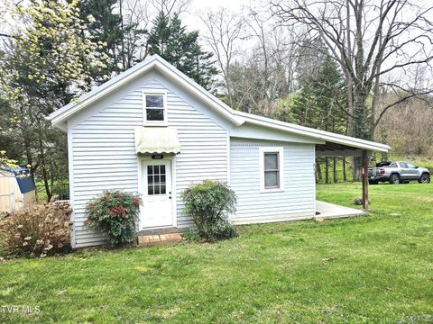 Photo of 205 Boyd Street, Rogersville, TN 37857 (MLS # 9993053)