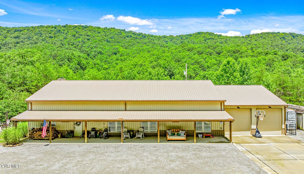 Photo of 2625 Snake Hollow Road, Sneedville, TN 37869 (MLS # 9995819)
