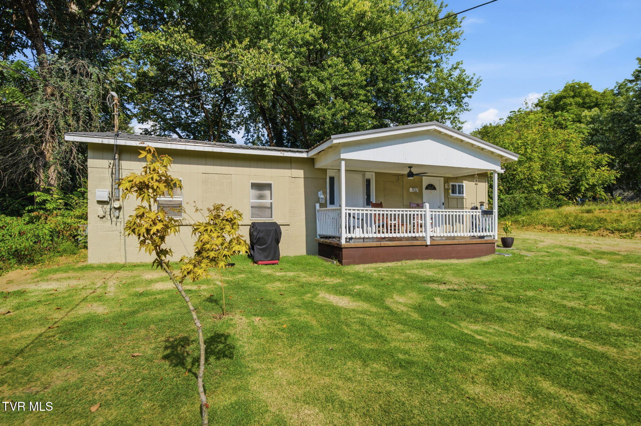 702 University Parkway