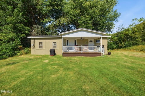 Homes For Sale - 702 University Parkway<br/> Johnson City, TN 37604