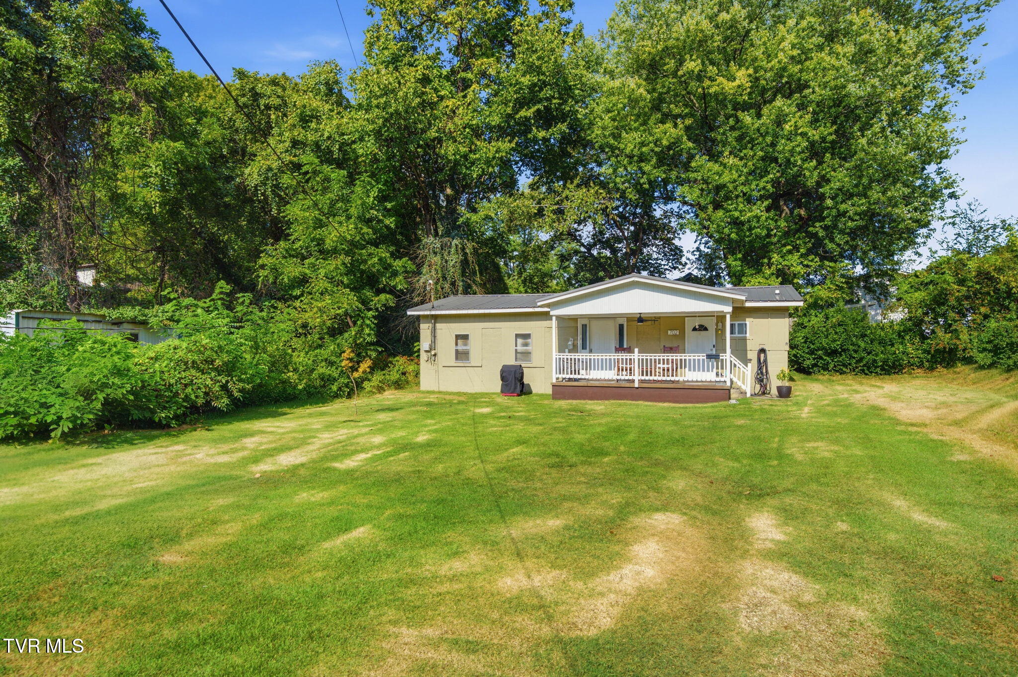 702 University Parkway
