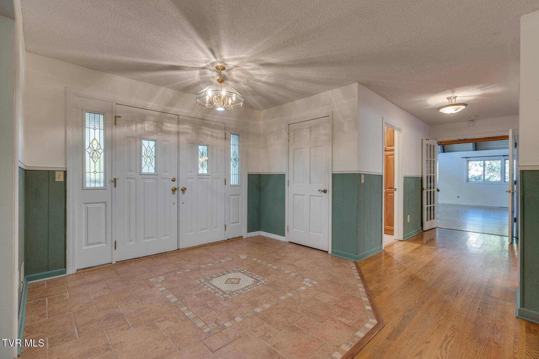 5753 Chestnut Hills Drive, Kingsport, Tennessee image 4