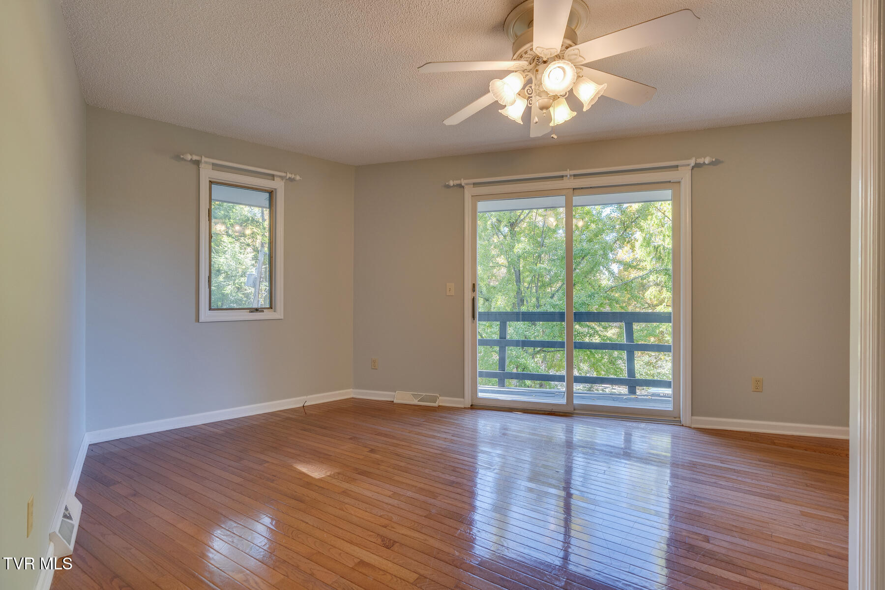5753 Chestnut Hills Drive, Kingsport, Tennessee image 26