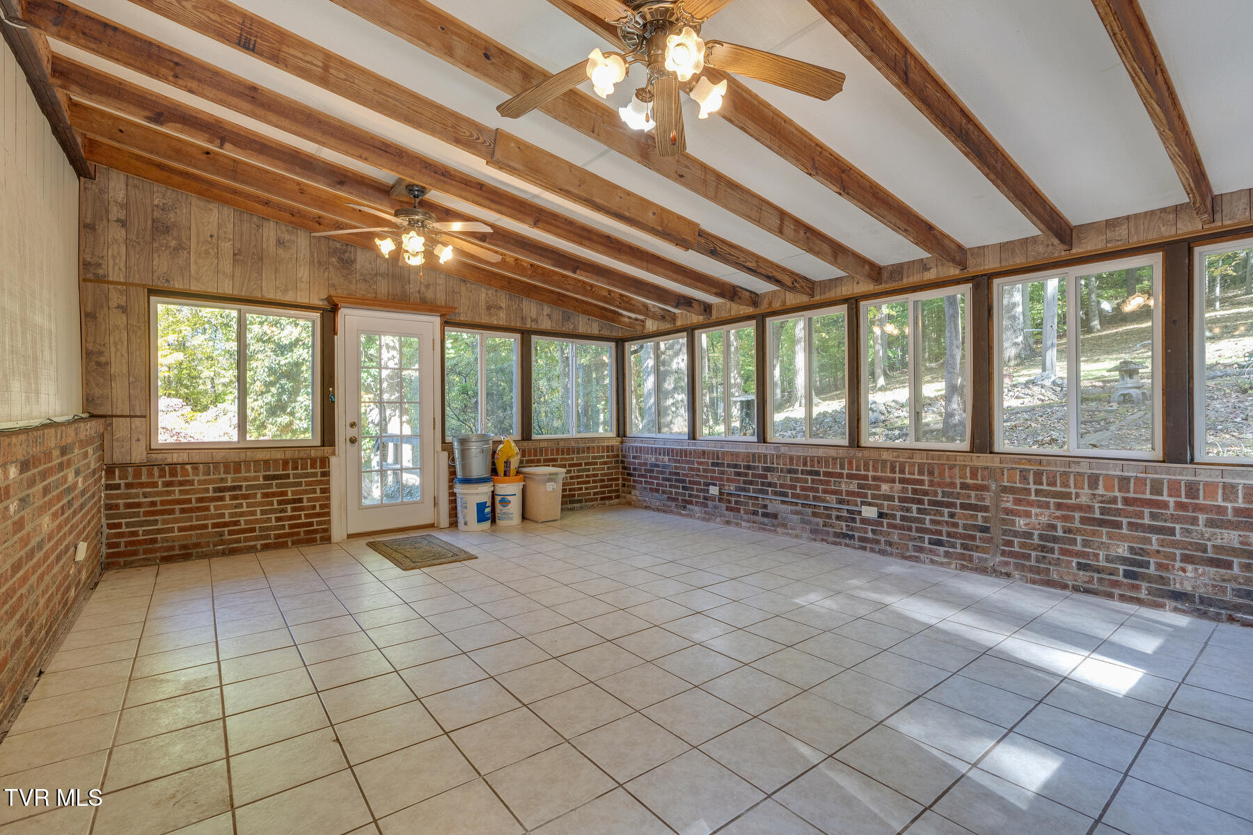 5753 Chestnut Hills Drive, Kingsport, Tennessee image 24