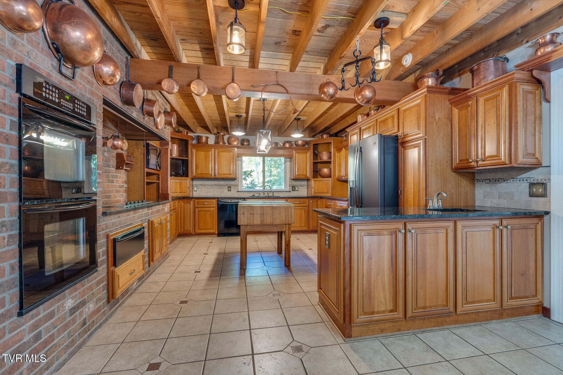 5753 Chestnut Hills Drive, Kingsport, Tennessee image 18