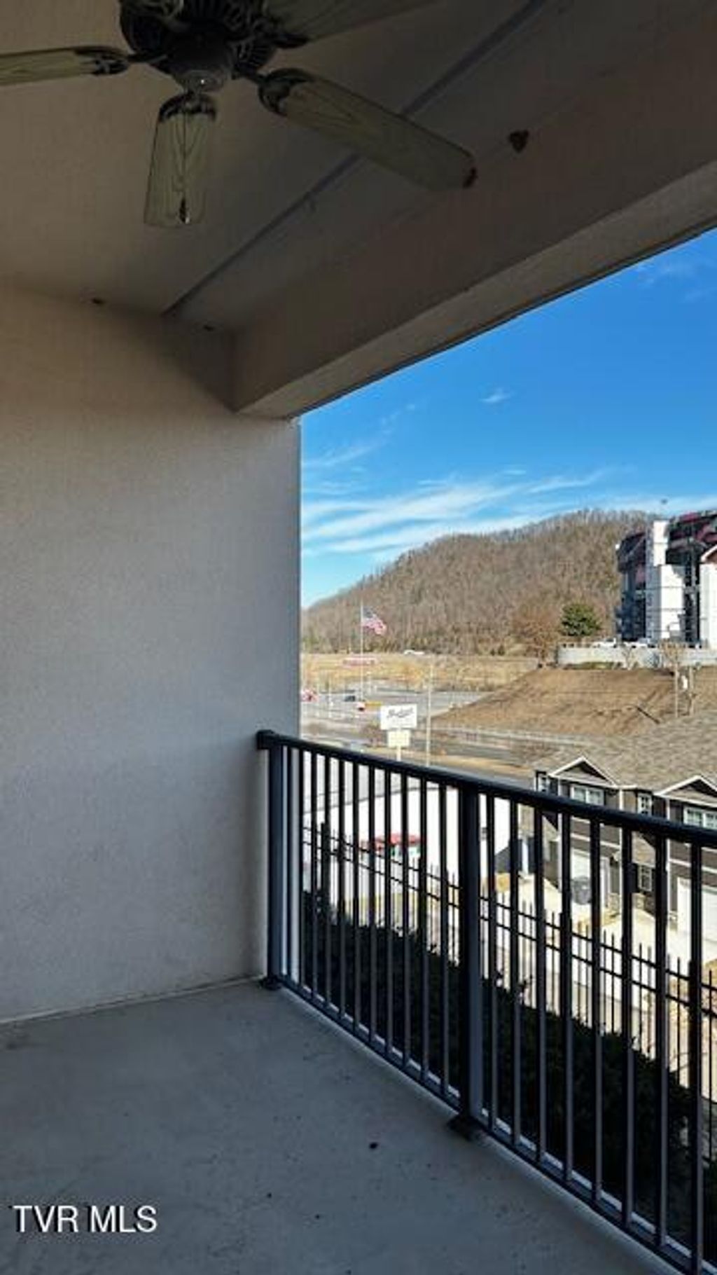 Photo of 120 Raceday Center Drive #Unit 205, Bristol, TN 37620 (MLS # 9991217)