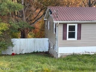 Photo of 16197 Baytree Road, Bristol, VA 24202 (MLS # 9999556)