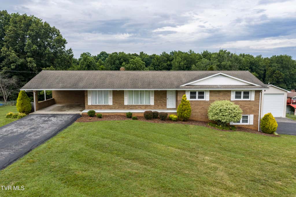 Photo of 112 Hillrise Road, Gray, TN 37615 (MLS # 9996765)