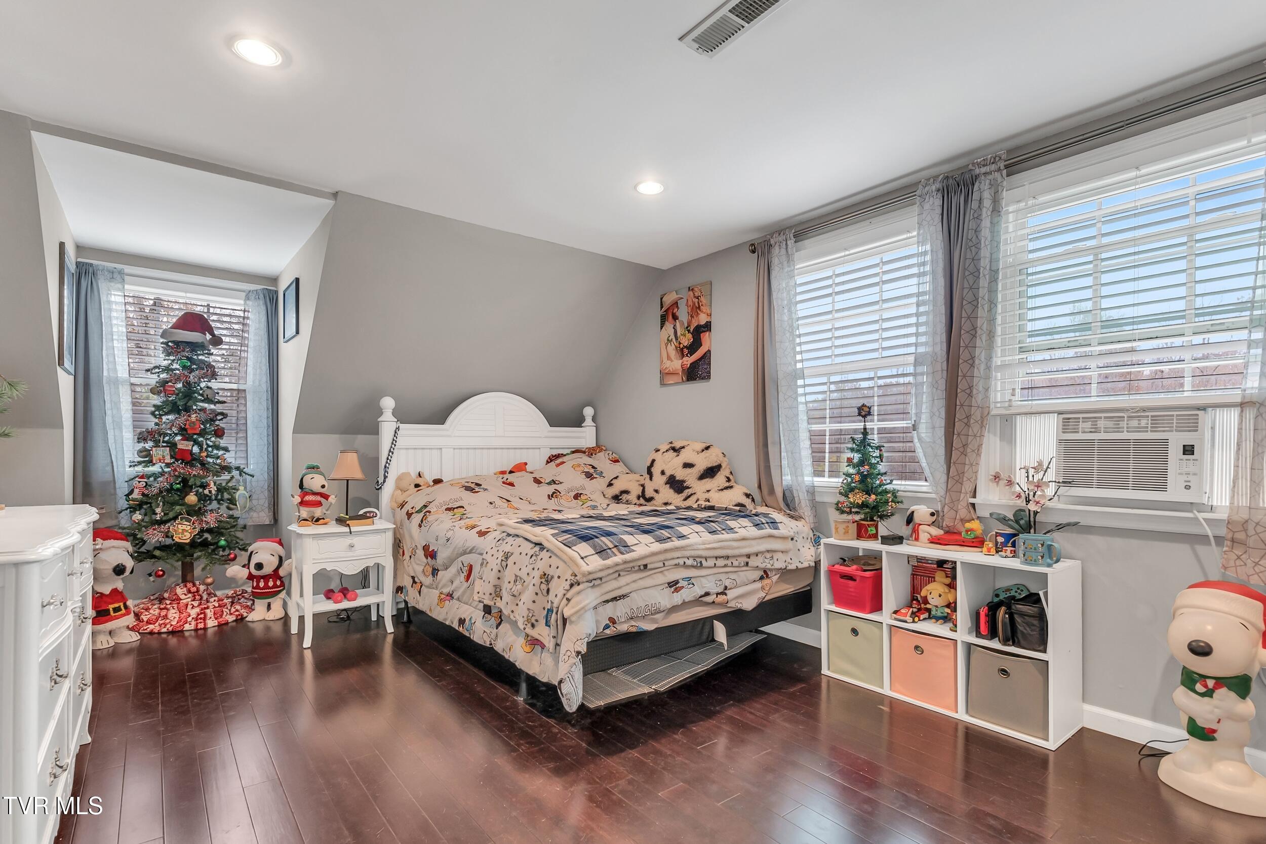 876 Fraley Avenue, Duffield, Virginia image 28