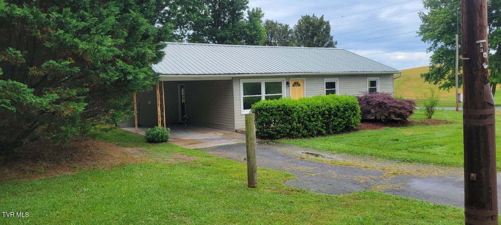 Photo of 925 Whirlwind Road, Greeneville, TN 37743 (MLS # 9996601)