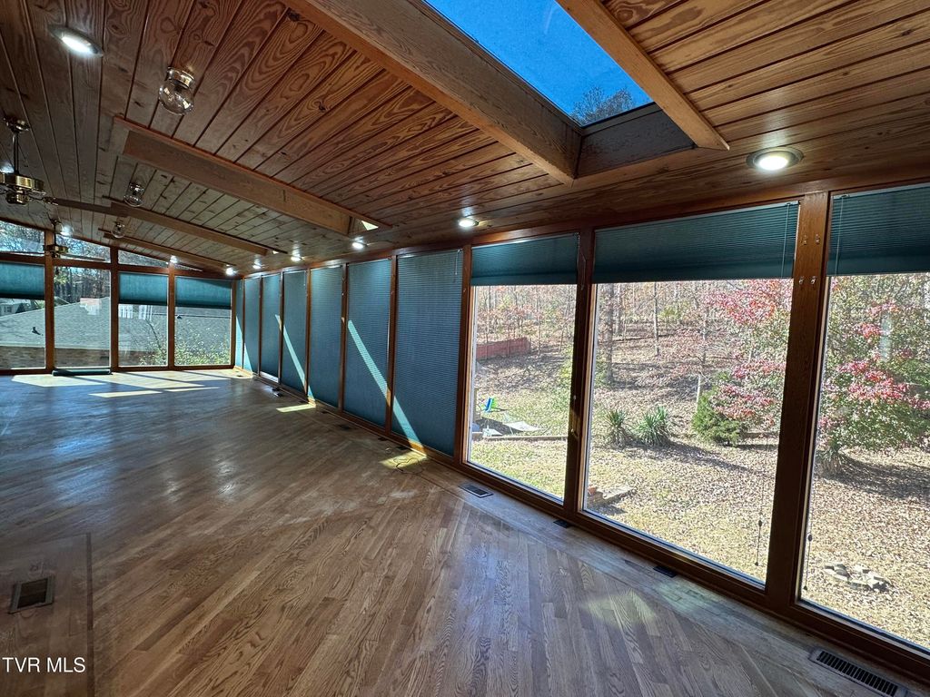 Photo of 2217 Sheffield Street Street, Kingsport, TN 37660 (MLS # 9989830)