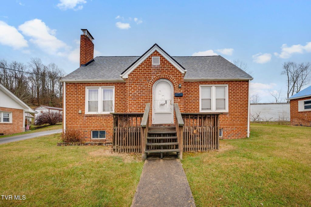 Photo of 1524 Fairview Avenue, Kingsport, TN 37660 (MLS # 9989129)